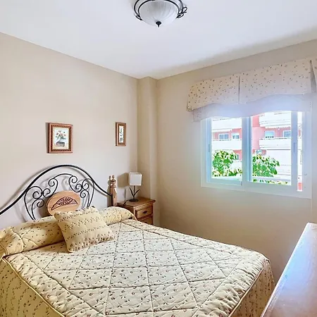 Familiar Centrico By South Costa * Нерха